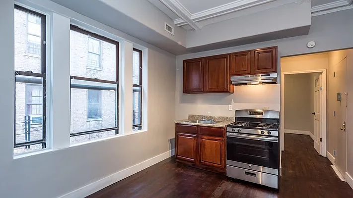 Rented by Nooklyn NYC LLC | media 13