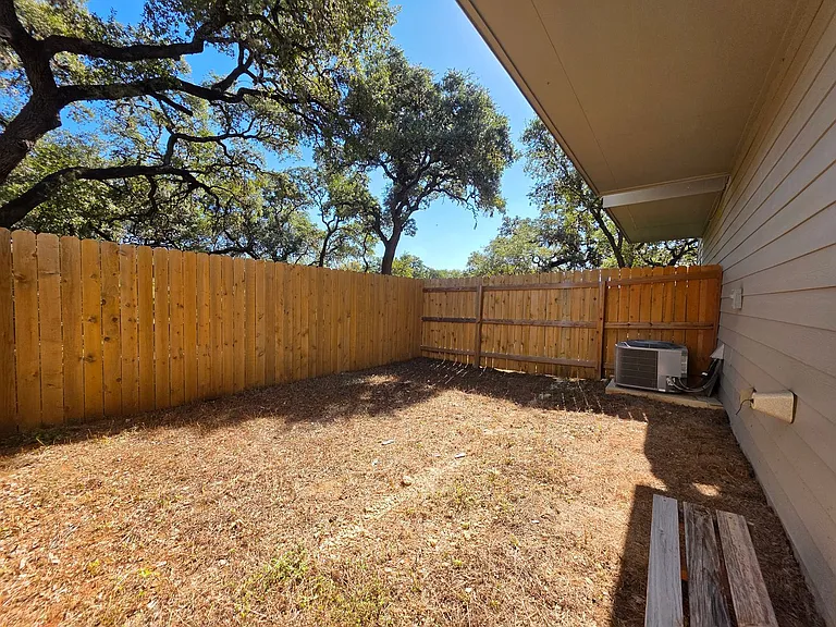 13326 Rowdy Cv — Photo 44