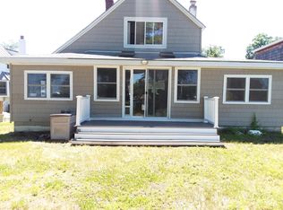 40 Wilders Grove Rd, Newton, NH 03858