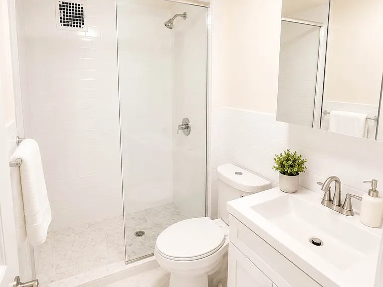 40 W 73rd St #4F — Photo 8