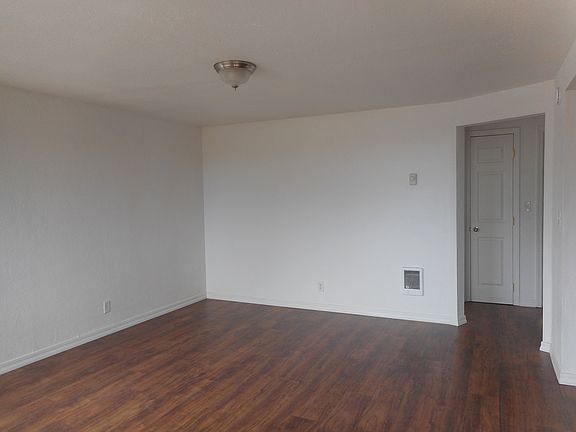Nicely installed Laminate