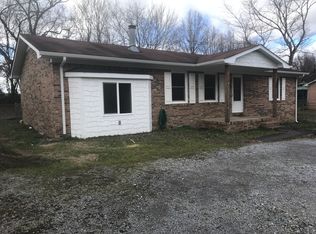 394 Rosewood Ln, Smithville, TN 37166