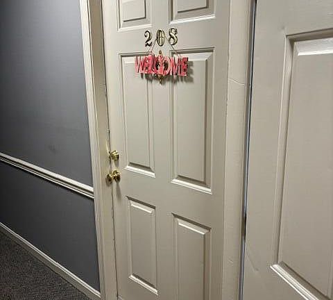 2nd image of 208 Donard Park Ave