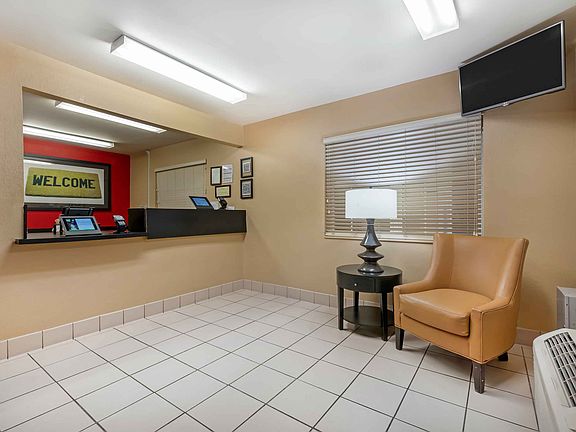 Lobby and Guest Check-in