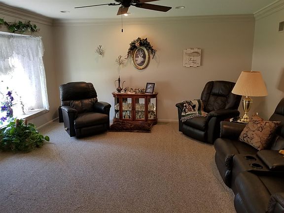 2nd image of 226 Northridge Dr