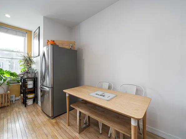 201 Pavonia Avenue image 6 of 21