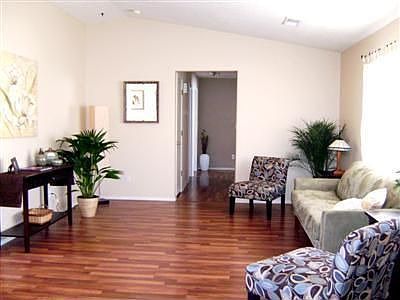 2nd image of 1304 Villa Sonrisa NE