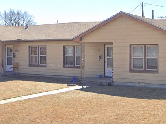 2nd image of 2433 Coronado Ave #2435