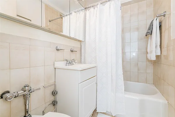 Rented by Direct Properties New York | media 23