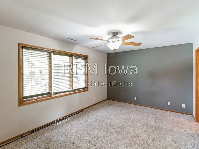 1509 Kentucky Ave — Photo 6
