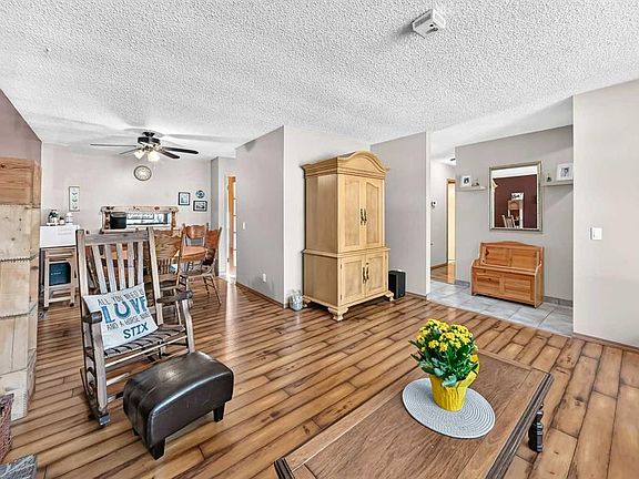 5th image of 6432 W Rundlehorn Dr NE
