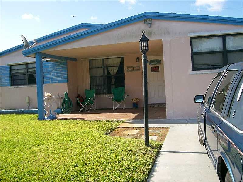 1st image of 3460 SW 14th St