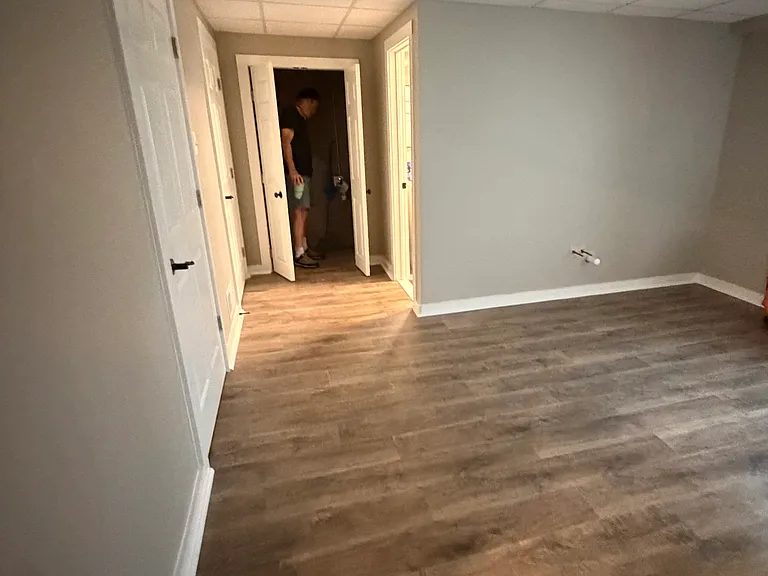 99 Peacedale Dr #1 — Photo 6