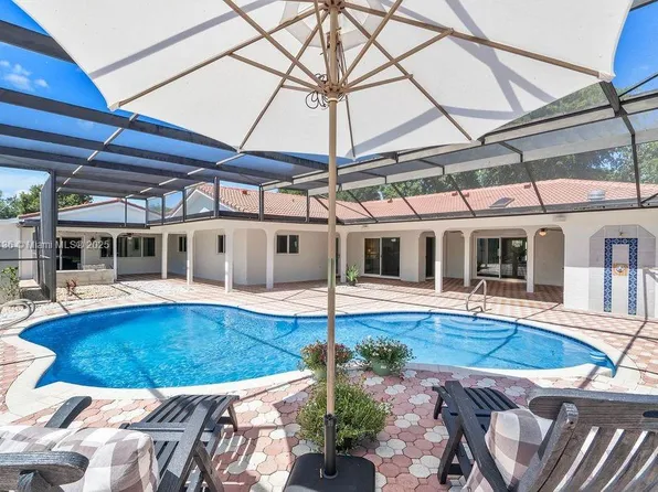 5141 SW 109th Ave, Davie, FL 33328