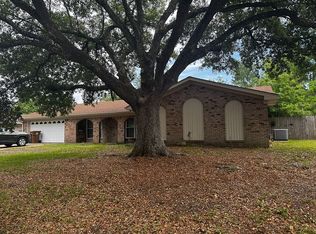 842 Bilglade Dr, Biloxi, MS 39532