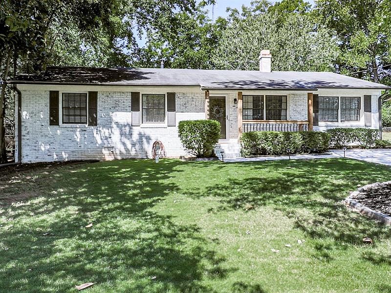 1st image of 2774 Carolyn Dr SE