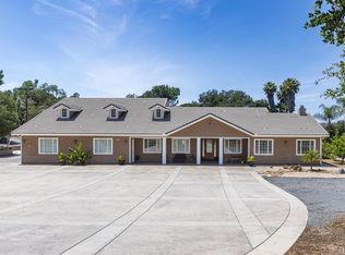 10166 Rancho Roble Rd, Escondido, CA 92026