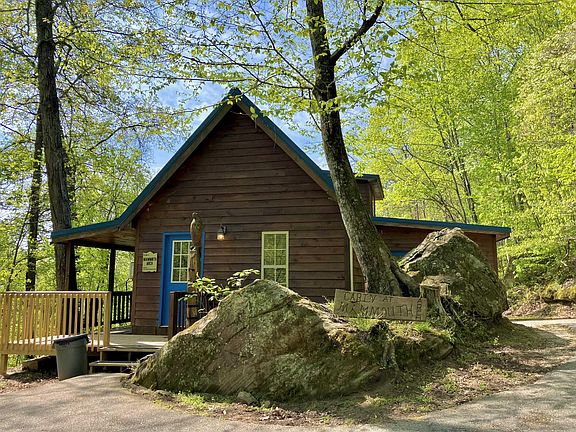 3rd image of 50 Getaways Rd