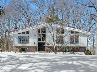 4 Sassi Dr, Croton On Hudson, NY 10520