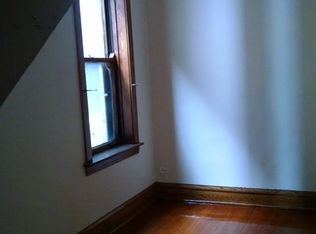 1746 W 17th St #1F, Chicago, IL 60608