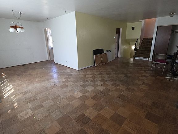 5th image of 314 Sheridan St