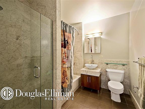 5th image of 82 Beaver St #Penthouse 05