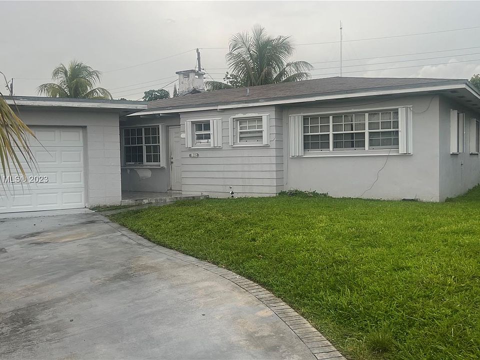 1st image of 125 NW 193rd St