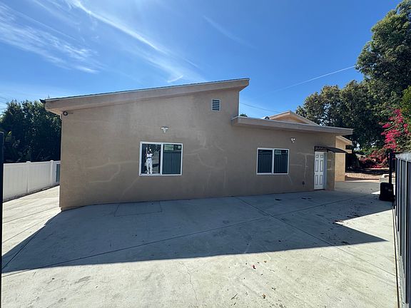 5th image of 16659 Nordhoff St