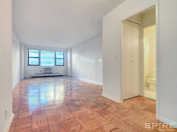 2nd image of 435 W 57th St APT 6N