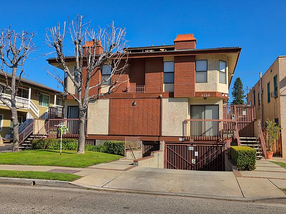 2nd image of 1120 N Maryland Ave