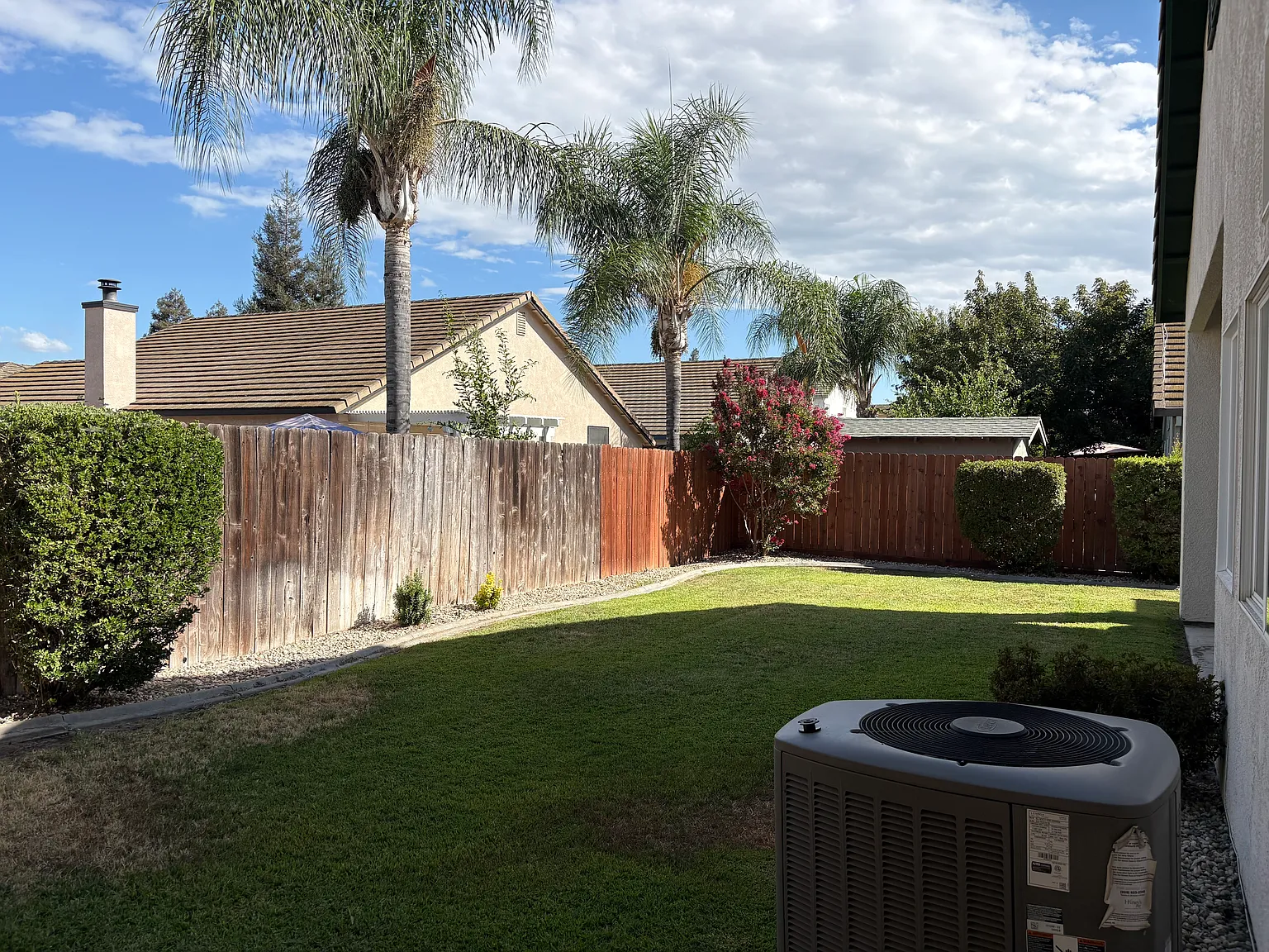 2 bed, 1481 sqft, $2,400 — Photo 3