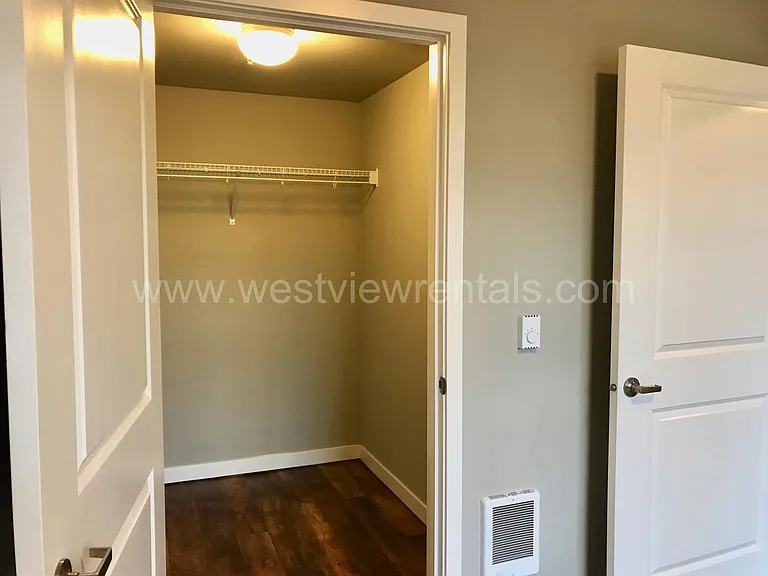 1010 Railroad Ave — Photo 435