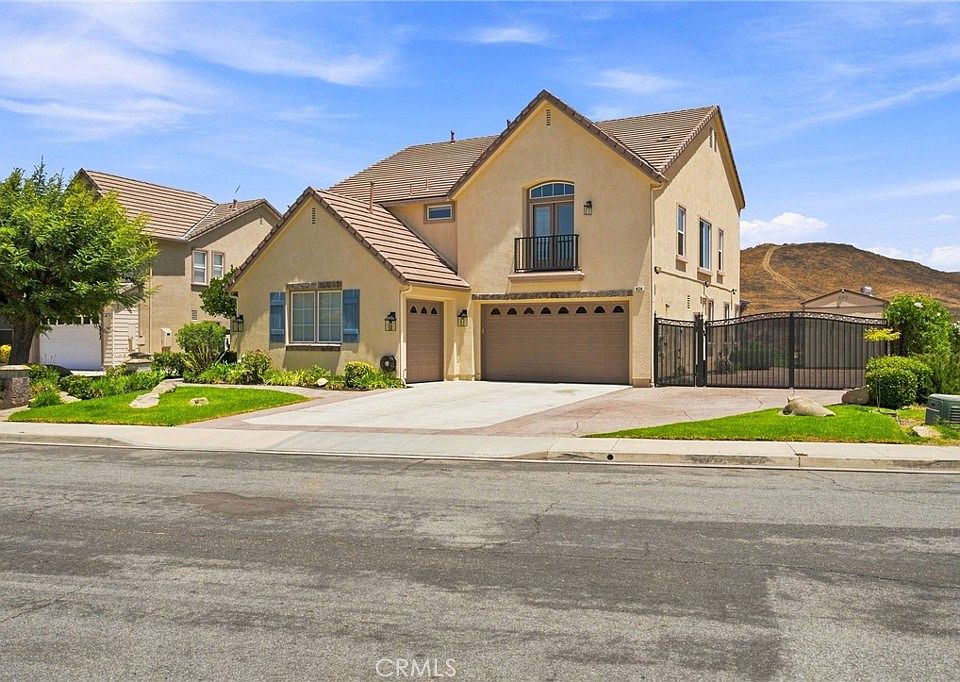 1st image of 424 Peter Pl