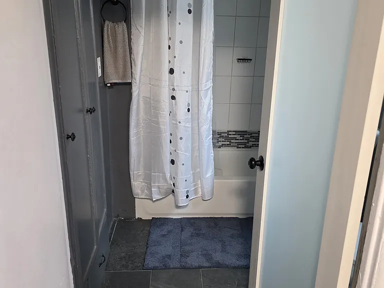 8703 Baring Cross St — Photo 16