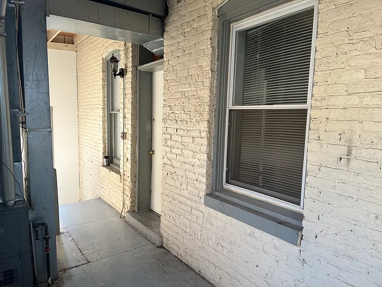 3105 W Diversey Ave #2R — Photo 3