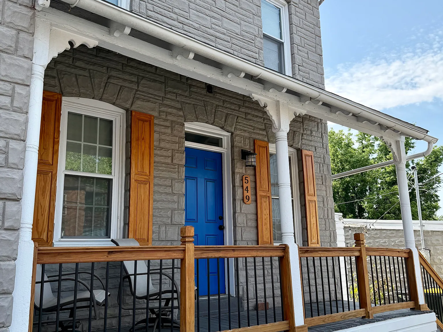 3 bed, 2.5 bath, 1527 sqft, $2,000 — Photo 2