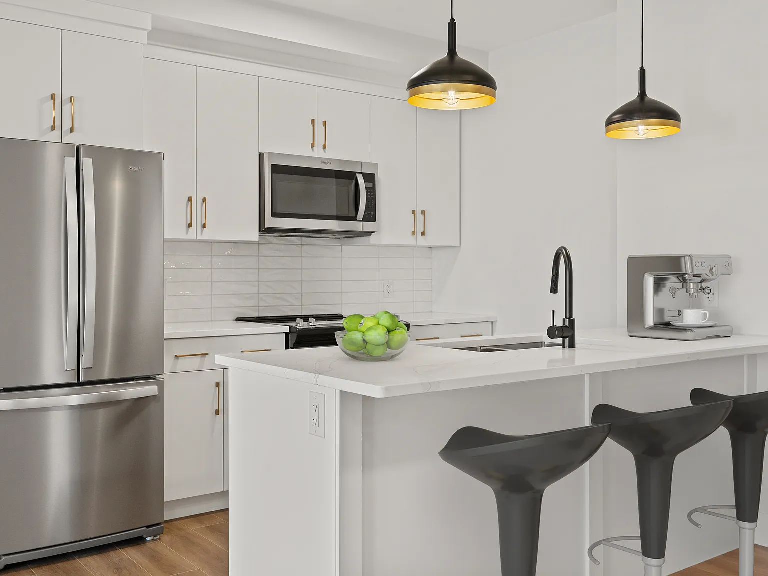 2 bed, 1167 sqft, $2,425 — Photo 2