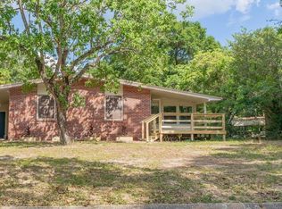 1104 Edison Dr, Pensacola, FL 32505