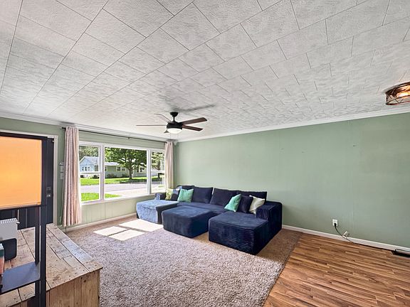 4th image of 1418 Chippewa Dr
