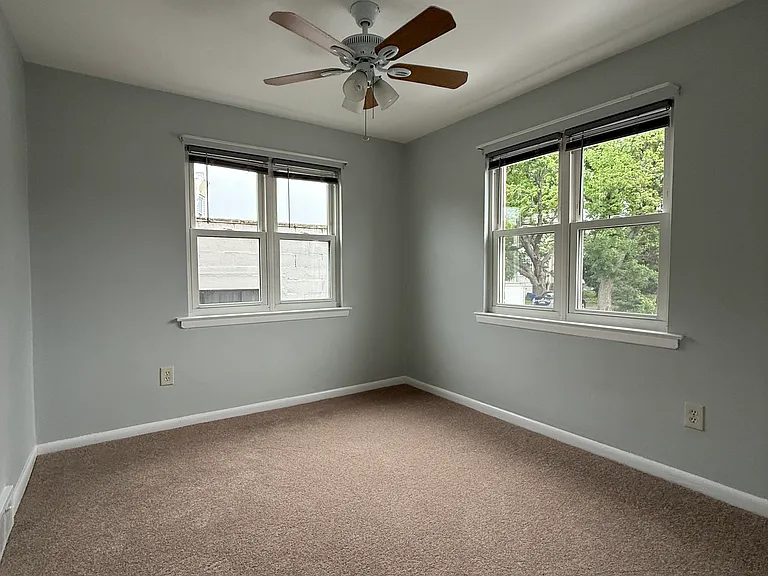 2141 Forrester Ave — Photo 7