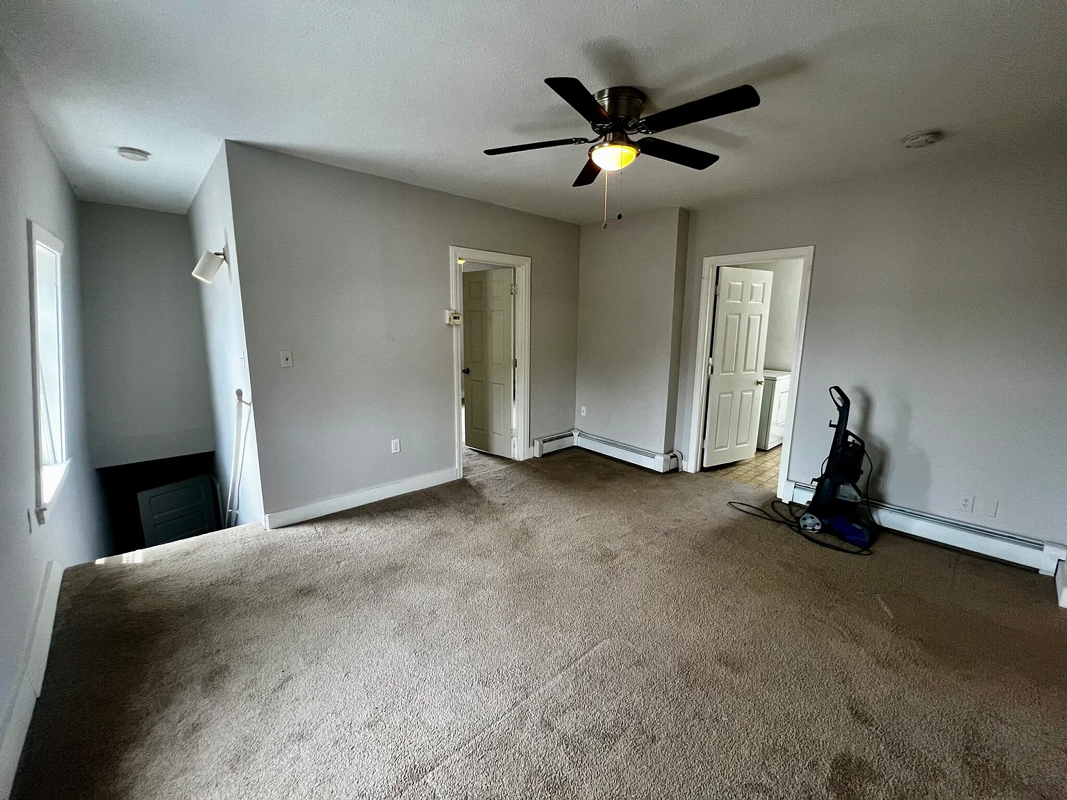 2 bed, 1.0 bath, 900 sqft, $1,750 — Photo 3