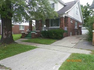17236 Fleming St, Hamtramck, MI 48212