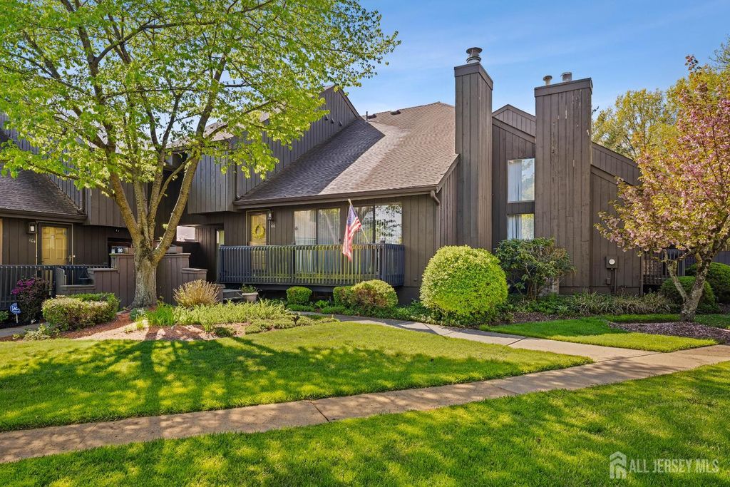 106 Westgate Dr, Edison, NJ, Edison