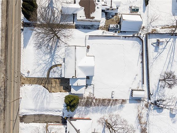 4th image of 362 Church Rd