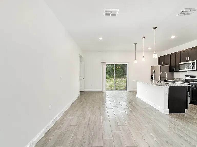 4130 SW 130th Loop — Photo 3