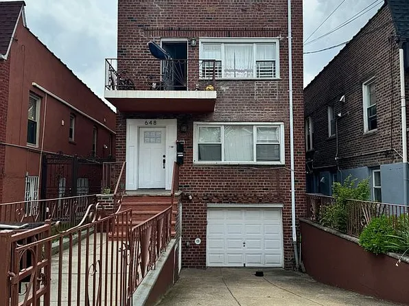 648 E 93rd St, Brooklyn, NY 11236