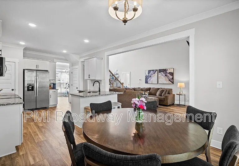 181 Sherlock Dr — Photo 23
