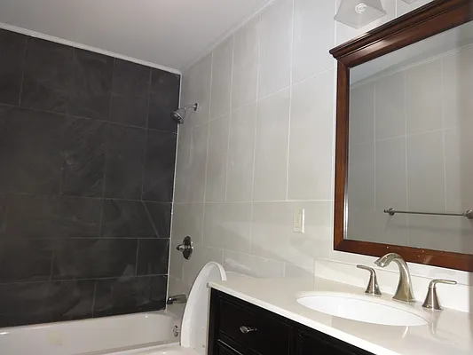 Rented by Blue Egg Realty Corp | media 37