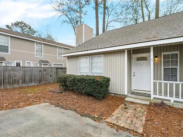 716 Heavens Dr #7, Mandeville, LA 70471