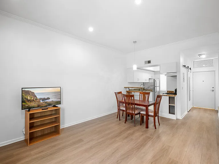 1174 Cherry St #109 — Photo 9